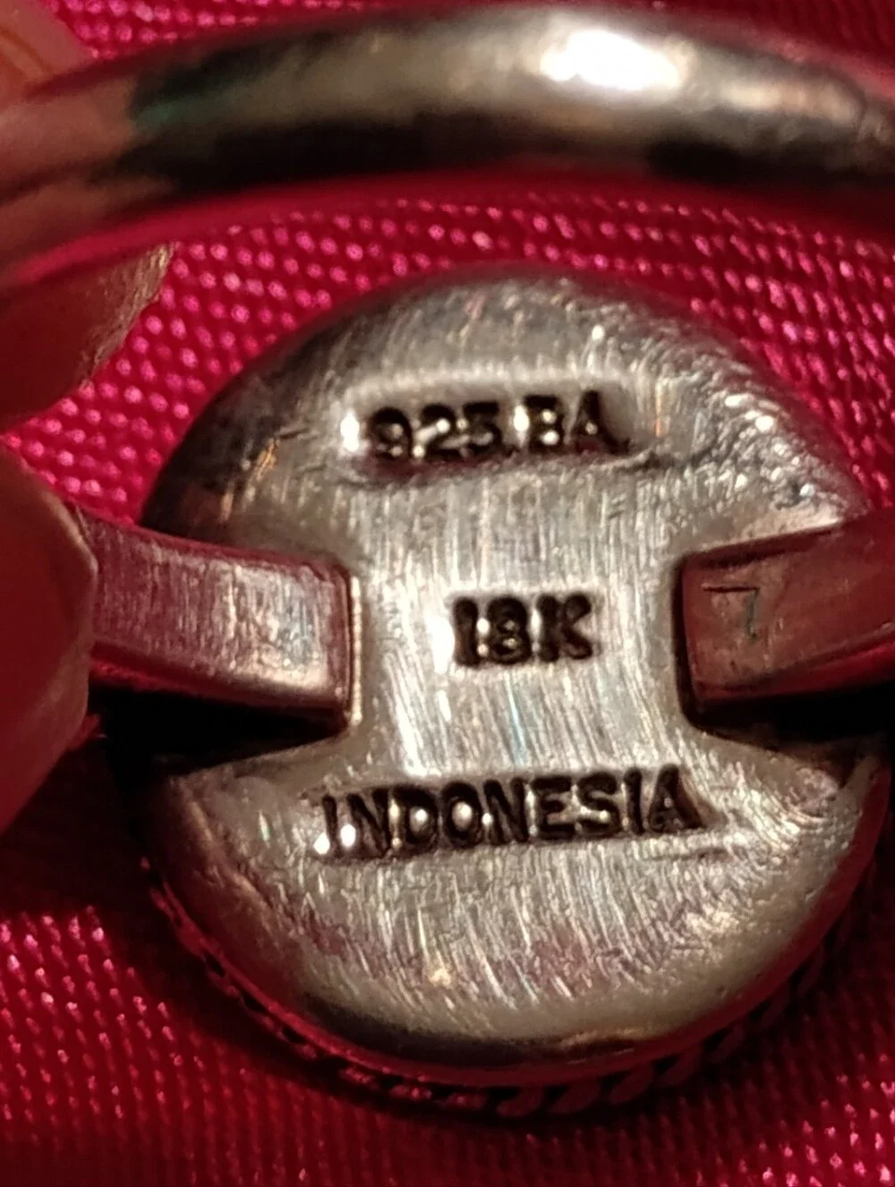 925/18k Indonesian Ring